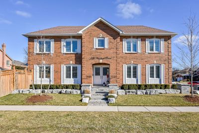 1130 Windrush Dr, House other with 4 bedrooms, 4 bathrooms and 6 parking in Oakville ON | Image 1