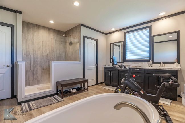 2032 Avenue L, House other with 4 bedrooms, 3 bathrooms and null parking in Anson TX | Image 20