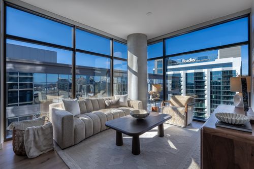 b1-1212 Demonbreun St, Nashville, TN, 37203-7629 | Card Image