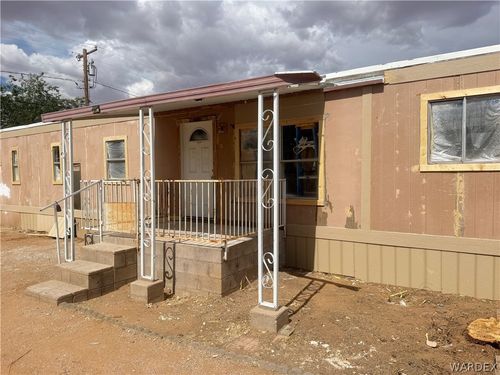 3175 E Packard Ave, Kingman, AZ, 86409-1613 | Card Image