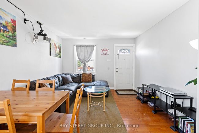8 Lily St, House other with 4 bedrooms, 2 bathrooms and 3 parking in Saint Catharines ON | Image 4