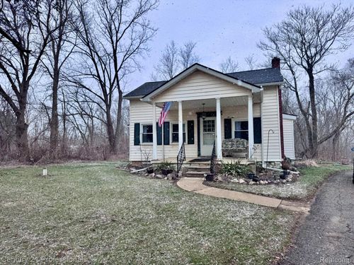 2021 W Rose Center Rd, Holly, MI, 48442-9116 | Card Image