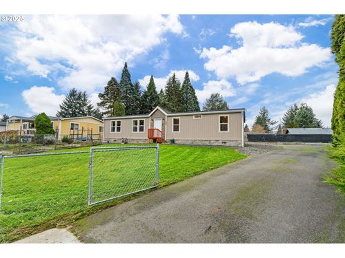 52 Veys Dr, Kelso, WA, 98626-3935 | Card Image