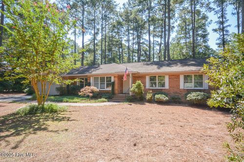 6 White Birch Ln, Pinehurst, NC, 28374-9437 | Card Image