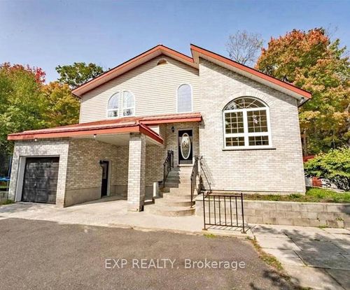 378 Clear Lake Dr, Espanola, ON, P5E1N6 | Card Image