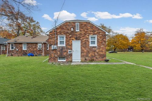 19973 Lumpkin St, Detroit, MI, 48234-1238 | Card Image