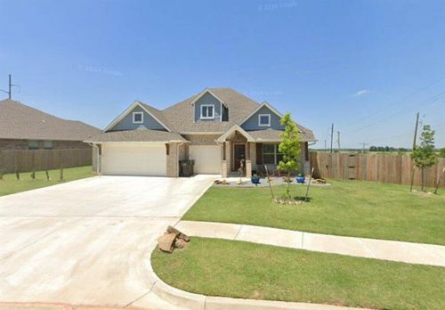 1325 Broadmoore Blvd, Moore, OK, 73160-2784 | Card Image