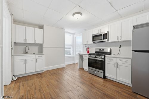 2-68 Mill St, Belleville, NJ, 07109-3053 | Card Image