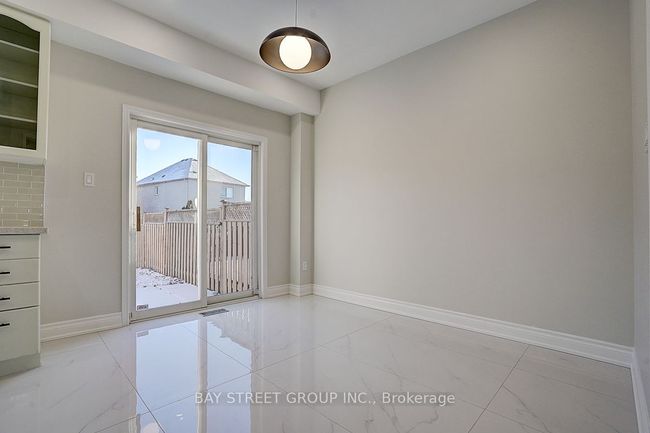 7 Debonair St, House attached with 4 bedrooms, 4 bathrooms and 2 parking in Richmond Hill ON | Image 15