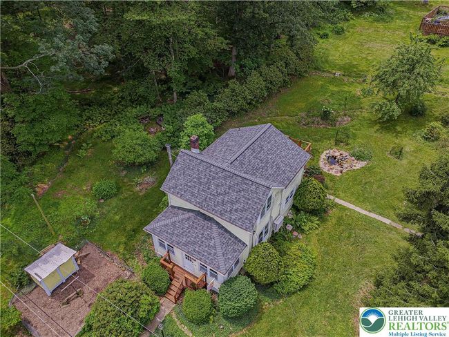 636 School Rd, House other with 2 bedrooms, 1 bathrooms and null parking in Nazareth PA | Image 4
