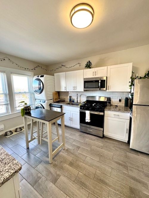 3-20 10th St, Providence, RI, 02906-2918 | Card Image