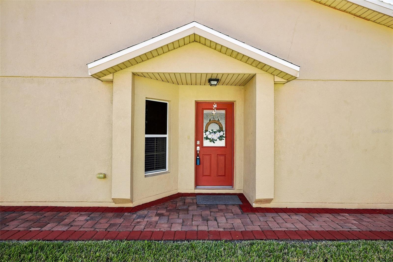 Residential in POINCIANA 5