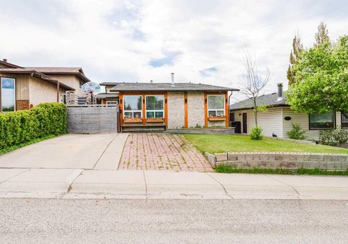 115 Maunsell Close Ne, Calgary, AB, T2E7C1 | Card Image