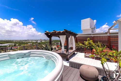ph-3-5781 Biscayne Blvd, Miami, FL, 33137-2603 | Card Image