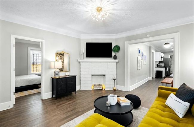 976 Washington St Sw, House other with 3 bedrooms, 2 bathrooms and 2 parking in Atlanta GA | Image 6