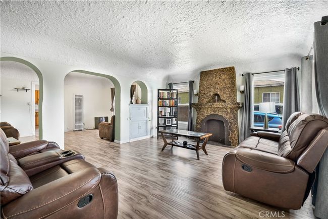 614 N Spring Ave, House other with 2 bedrooms, 1 bathrooms and 1 parking in Compton CA | Image 7