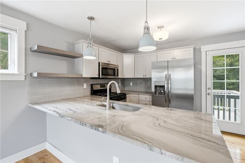 13-12 Park Ave, Narragansett, RI, 02882 | Card Image