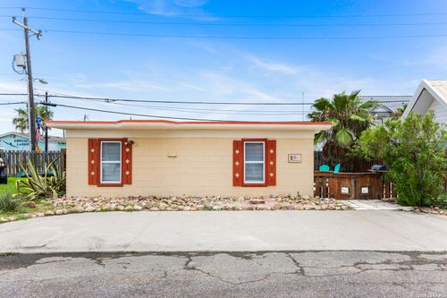 6-134 #6 N Alister St, Port Aransas, TX, 78373-4020 | Card Image