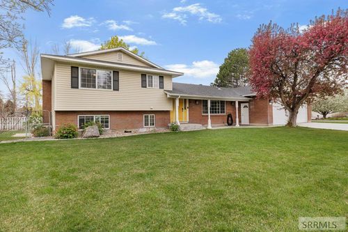 3920 Georgia Ln, Ammon, ID, 83406-7845 | Card Image