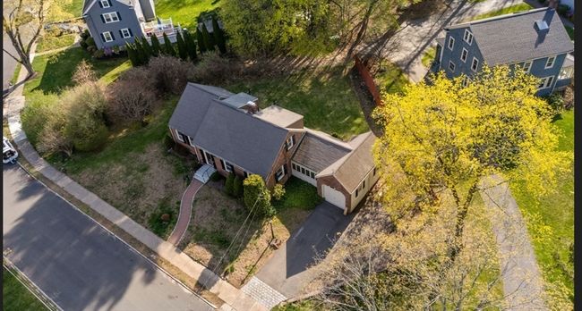 89 Lewis Ave, House other with 3 bedrooms, 2 bathrooms and 2 parking in Walpole MA | Image 31