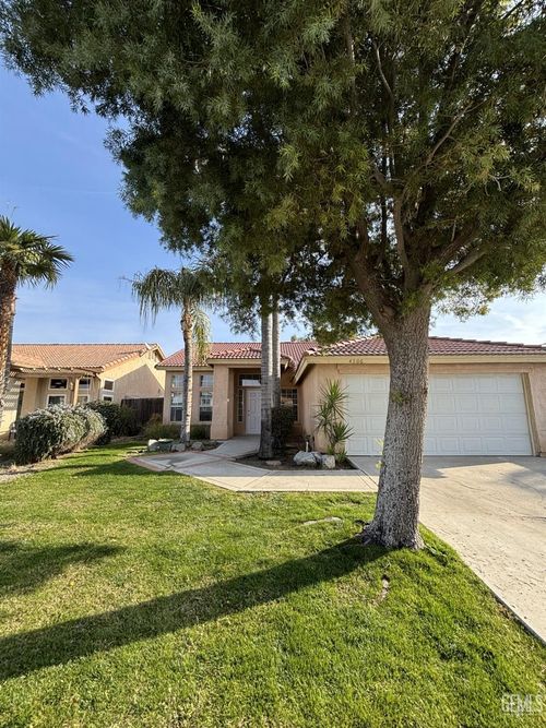 4306 Stride Way, Bakersfield, CA, 93312 | Card Image