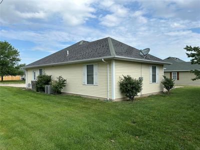 802 N Allen, House other with 3 bedrooms, 2 bathrooms and null parking in Centralia MO | Image 3