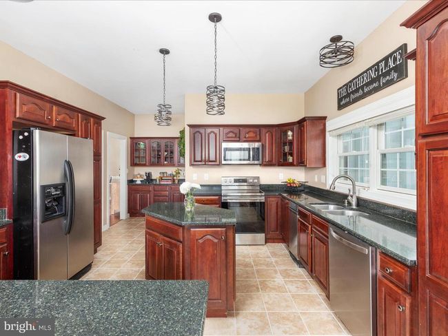 400 Deer Run Cir, House other with 4 bedrooms, 4 bathrooms and null parking in Front Royal VA | Image 8