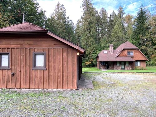 {{alt}} | Card Image