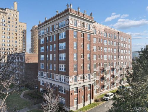 apt-506-5330 Pershing Ave, Saint Louis, MO, 63112-1710 | Card Image