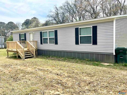 203 Bainbridge Loop, Muscle Shoals, AL, 35661-4255 | Card Image