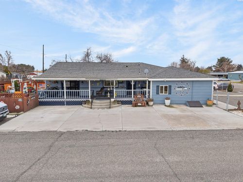 232 6th Ave, Mabton, WA, 98935-0196 | Card Image