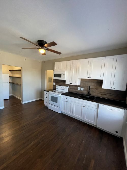 apt-303-707 Nw 4th Ave, Mineral Wells, TX, 76067-4212 | Card Image