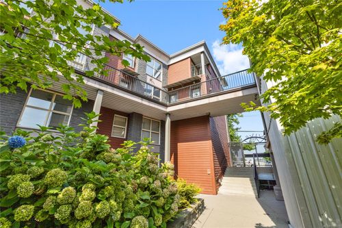 209-555 Franklyn St, Nanaimo, BC, V9R2X9 | Card Image
