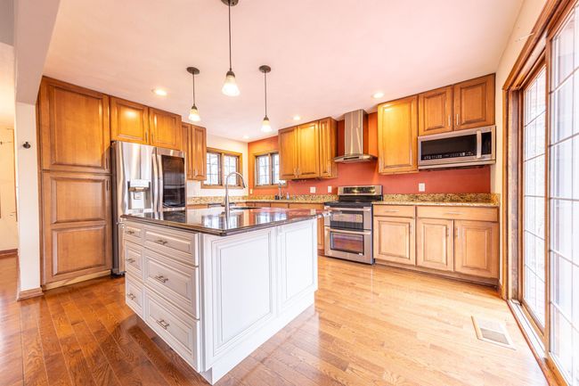 2426 W Juniper Ridge Ct, House other with 4 bedrooms, 4 bathrooms and null parking in Janesville WI | Image 9