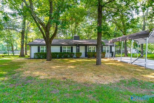 209 Oconee Dr, Huntsville, AL, 35811-8964 | Card Image