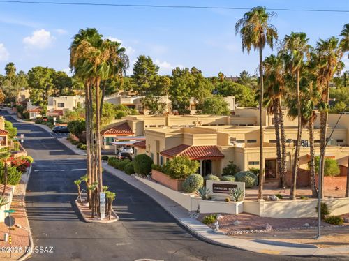 10128 E Chevelon St, Tucson, AZ, 85748-1812 | Card Image