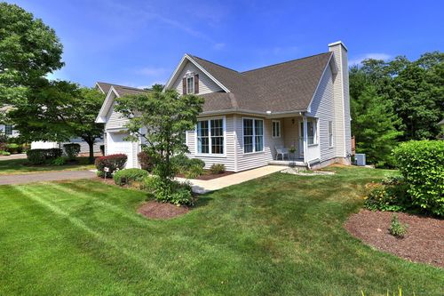 unit-17-25 Hamden Hills Dr, Hamden, CT, 06518-5355 | Card Image