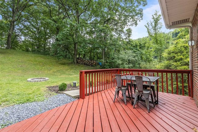 1082 N Boundary Rd, House other with 3 bedrooms, 1 bathrooms and 3 parking in Cranberry Twp PA | Image 11