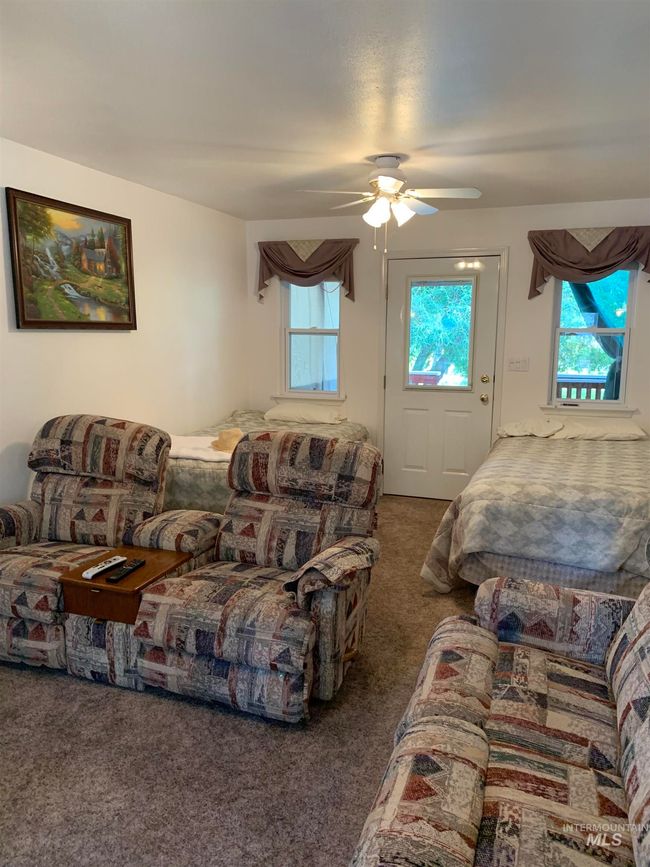 E13 - 514 N Sawyer St, House other with 1 bedrooms, 1 bathrooms and null parking in Cascade ID | Image 6