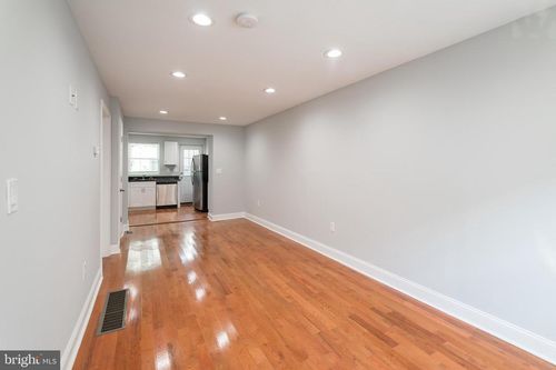 513 Wilder St, PHILADELPHIA, PA, 19147-5826 | Card Image