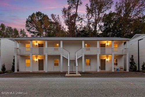 32-114 Ethel Cir, Ocean Springs, MS, 39564-3743 | Card Image