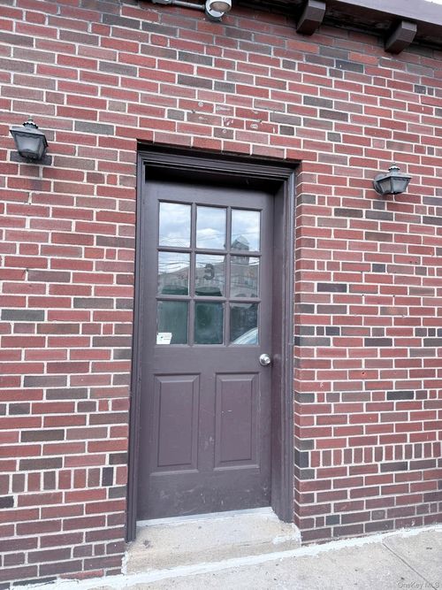 1-3 Hillside Ave, Manhasset, NY, 11030-2201 | Card Image