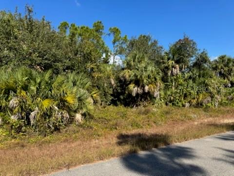 Land in NORTH PORT 4