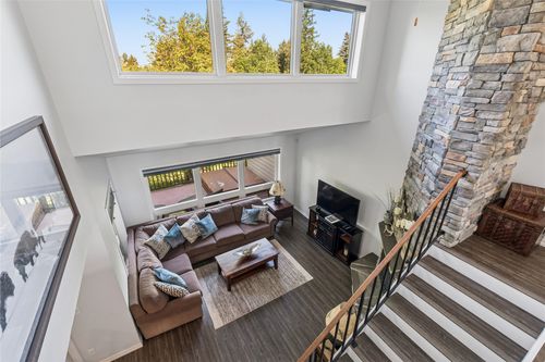 879 Saint Andrews Dr, Columbia Falls, MT, 59912-8876 | Card Image