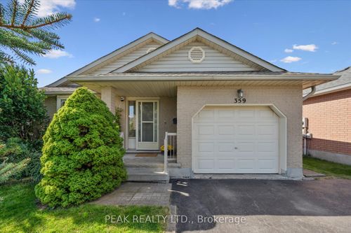 359 Westvale Dr, Waterloo, ON, N2T2M6 | Card Image