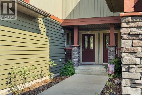 70 Dyrgas Gate, Canmore, AB, T1W3J6 | Card Image