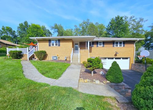 145 Brookdale Cir, Canonsburg, PA, 15317-3357 | Card Image