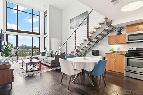 546-889 W Date St, San Diego, CA, 92101 | Card Image