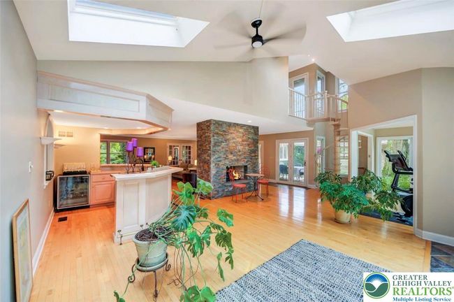 938 Meadow Cir, House other with 5 bedrooms, 5 bathrooms and null parking in BETHLEHEM PA | Image 16