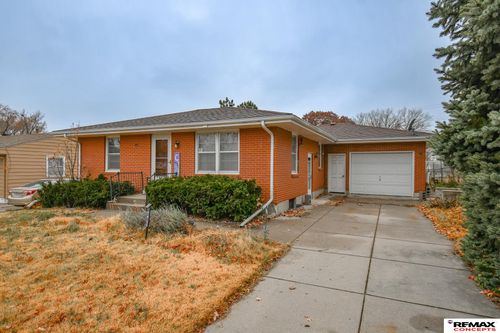 4221 N 11th St, Lincoln, NE, 68521-2008 | Card Image